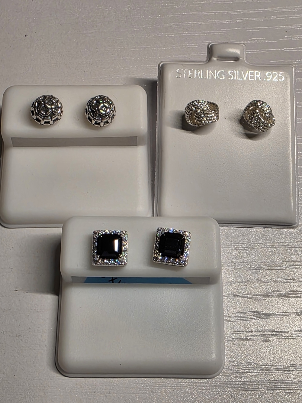✨️✨️ Lot Of 3 Pairs Sterling Silver Black Square, Textured, Knot Stud Earrings